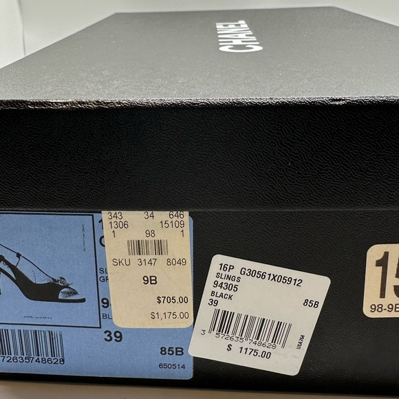 SOLD-CHANEL Crystal Bow pumps G30561 Size 9. - Picture 10 of 14